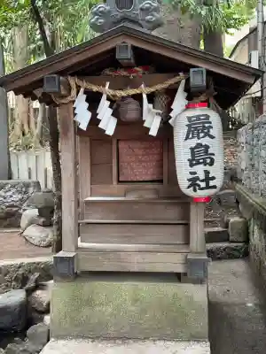 御霊神社の{uncategorized: "未分類", other: "その他", undefined: "問題あり", building: "その他建物", grave: "お墓", sacred_gate: "鳥居", guardian: "狛犬", statue: "像", buddha: "仏像", history: "歴史", nature: "自然", garden: "庭園", animal: "動物", pagoda: "塔", temizu: "手水舎", mountain_gate: "山門・神門", sanctuary: "本殿・本堂", subordinate: "末社・摂社", art: "芸術", scenery: "景色", jizo: "地蔵", ema: "絵馬", goshuin: "御朱印", omikuji: "おみくじ", items: "授与品その他", amulet: "お守り", goshuincho: "御朱印帳", eats: "食事", festival: "お祭り", votive_dance: "神楽", shichigosan: "七五三参", wedding: "結婚式", experience: "体験その他", initially: "初詣", around: "周辺", anti_infection: "感染症対策"}