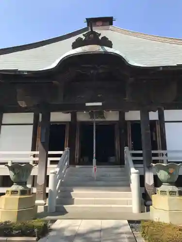 星谷寺の本殿・本堂