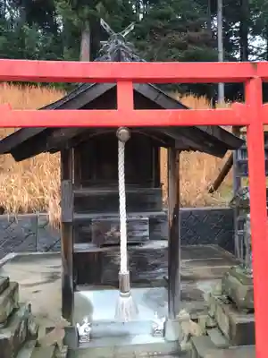 鷹日神社の末社・摂社