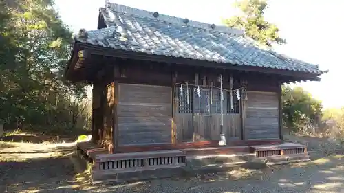 岩崎神社の本殿