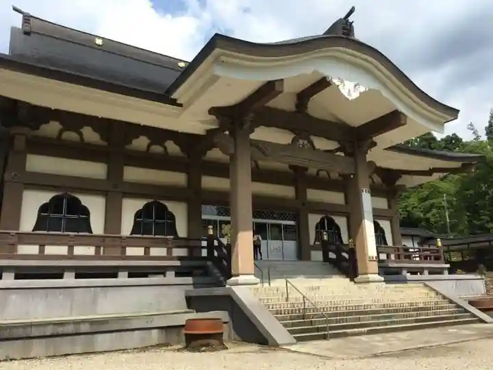 立山寺の本殿・本堂