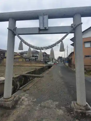 日限富士浅間神社の鳥居