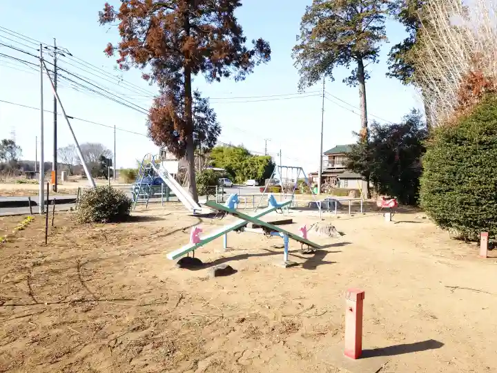 諏訪神社の{uncategorized: "未分類", other: "その他", undefined: "問題あり", building: "その他建物", grave: "お墓", sacred_gate: "鳥居", guardian: "狛犬", statue: "像", buddha: "仏像", history: "歴史", nature: "自然", garden: "庭園", animal: "動物", pagoda: "塔", temizu: "手水舎", mountain_gate: "山門・神門", sanctuary: "本殿・本堂", subordinate: "末社・摂社", art: "芸術", scenery: "景色", jizo: "地蔵", ema: "絵馬", goshuin: "御朱印", omikuji: "おみくじ", items: "授与品その他", amulet: "お守り", goshuincho: "御朱印帳", eats: "食事", festival: "お祭り", votive_dance: "神楽", shichigosan: "七五三参", wedding: "結婚式", experience: "体験その他", initially: "初詣", around: "周辺", anti_infection: "感染症対策"}