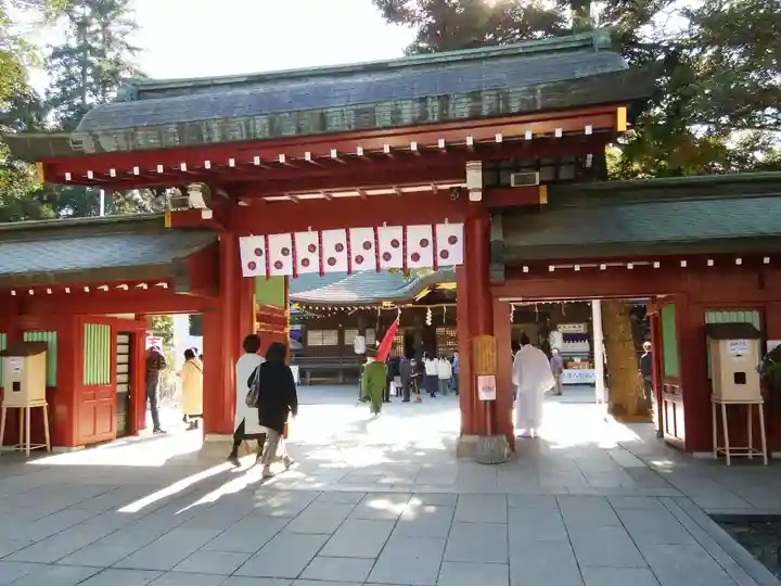 大國魂神社の山門・神門