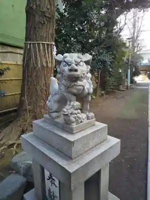 銀杏岡八幡神社の狛犬
