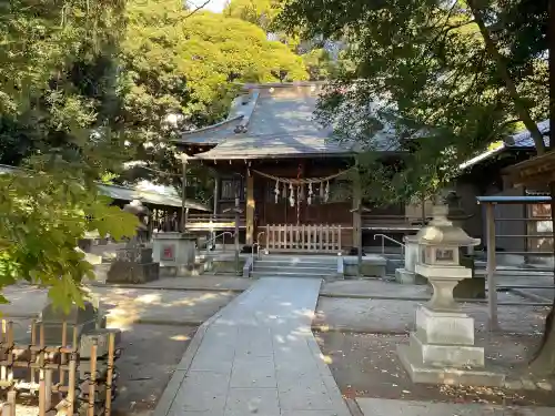 白髭神社の{uncategorized: "未分類", other: "その他", undefined: "問題あり", building: "その他建物", grave: "お墓", sacred_gate: "鳥居", guardian: "狛犬", statue: "像", buddha: "仏像", history: "歴史", nature: "自然", garden: "庭園", animal: "動物", pagoda: "塔", temizu: "手水舎", mountain_gate: "山門・神門", sanctuary: "本殿・本堂", subordinate: "末社・摂社", art: "芸術", scenery: "景色", jizo: "地蔵", ema: "絵馬", goshuin: "御朱印", omikuji: "おみくじ", items: "授与品その他", amulet: "お守り", goshuincho: "御朱印帳", eats: "食事", festival: "お祭り", votive_dance: "神楽", shichigosan: "七五三参", wedding: "結婚式", experience: "体験その他", initially: "初詣", around: "周辺", anti_infection: "感染症対策"}