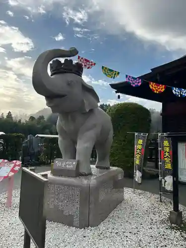 長福寿寺の像