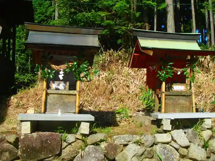 佐々良木武並神社の末社・摂社