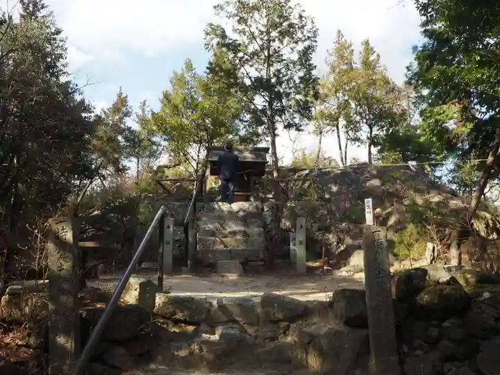 石上布都魂神社(岡山県)