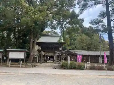 櫻井神社の{uncategorized: "未分類", other: "その他", undefined: "問題あり", building: "その他建物", grave: "お墓", sacred_gate: "鳥居", guardian: "狛犬", statue: "像", buddha: "仏像", history: "歴史", nature: "自然", garden: "庭園", animal: "動物", pagoda: "塔", temizu: "手水舎", mountain_gate: "山門・神門", sanctuary: "本殿・本堂", subordinate: "末社・摂社", art: "芸術", scenery: "景色", jizo: "地蔵", ema: "絵馬", goshuin: "御朱印", omikuji: "おみくじ", items: "授与品その他", amulet: "お守り", goshuincho: "御朱印帳", eats: "食事", festival: "お祭り", votive_dance: "神楽", shichigosan: "七五三参", wedding: "結婚式", experience: "体験その他", initially: "初詣", around: "周辺", anti_infection: "感染症対策"}