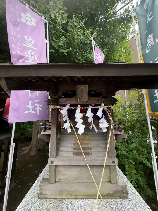 白髭神社の{uncategorized: "未分類", other: "その他", undefined: "問題あり", building: "その他建物", grave: "お墓", sacred_gate: "鳥居", guardian: "狛犬", statue: "像", buddha: "仏像", history: "歴史", nature: "自然", garden: "庭園", animal: "動物", pagoda: "塔", temizu: "手水舎", mountain_gate: "山門・神門", sanctuary: "本殿・本堂", subordinate: "末社・摂社", art: "芸術", scenery: "景色", jizo: "地蔵", ema: "絵馬", goshuin: "御朱印", omikuji: "おみくじ", items: "授与品その他", amulet: "お守り", goshuincho: "御朱印帳", eats: "食事", festival: "お祭り", votive_dance: "神楽", shichigosan: "七五三参", wedding: "結婚式", experience: "体験その他", initially: "初詣", around: "周辺", anti_infection: "感染症対策"}