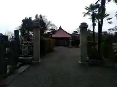 蓮朝寺の山門