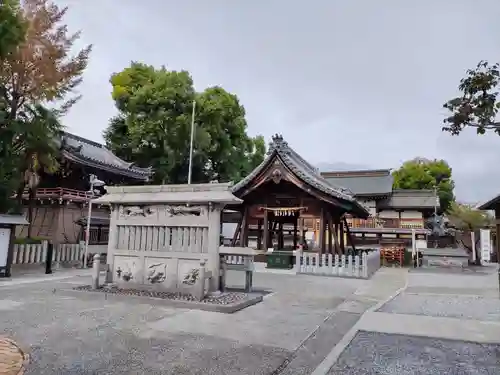 味鋺神社の建物その他