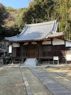 日光寺の{uncategorized: "未分類", other: "その他", undefined: "問題あり", building: "その他建物", grave: "お墓", sacred_gate: "鳥居", guardian: "狛犬", statue: "像", buddha: "仏像", history: "歴史", nature: "自然", garden: "庭園", animal: "動物", pagoda: "塔", temizu: "手水舎", mountain_gate: "山門・神門", sanctuary: "本殿・本堂", subordinate: "末社・摂社", art: "芸術", scenery: "景色", jizo: "地蔵", ema: "絵馬", goshuin: "御朱印", omikuji: "おみくじ", items: "授与品その他", amulet: "お守り", goshuincho: "御朱印帳", eats: "食事", festival: "お祭り", votive_dance: "神楽", shichigosan: "七五三参", wedding: "結婚式", experience: "体験その他", initially: "初詣", around: "周辺", anti_infection: "感染症対策"}
