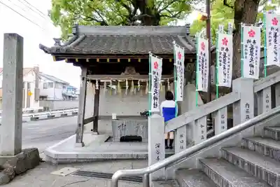 長草天神社の手水舎