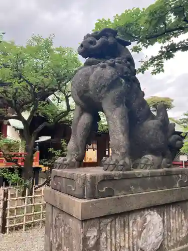 根津神社の狛犬