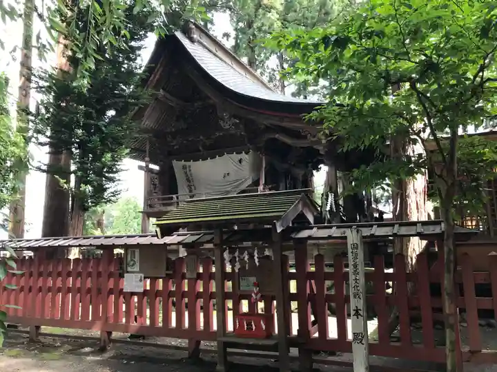櫛引八幡宮の本殿・本堂