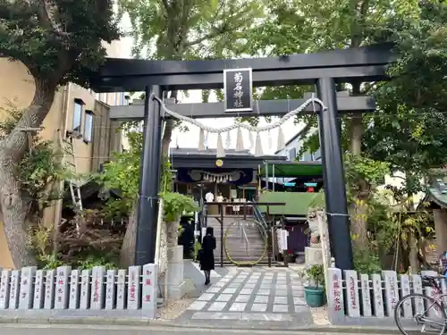 菊名神社の鳥居