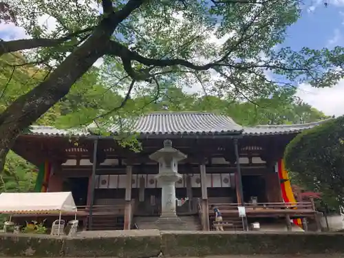 霊山寺の本殿