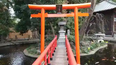 相模国総社六所神社の末社・摂社