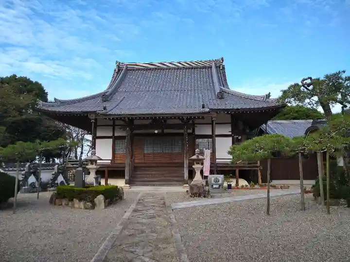 唯称寺の本殿・本堂