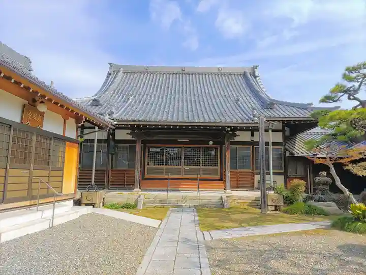 宝円寺の本殿・本堂