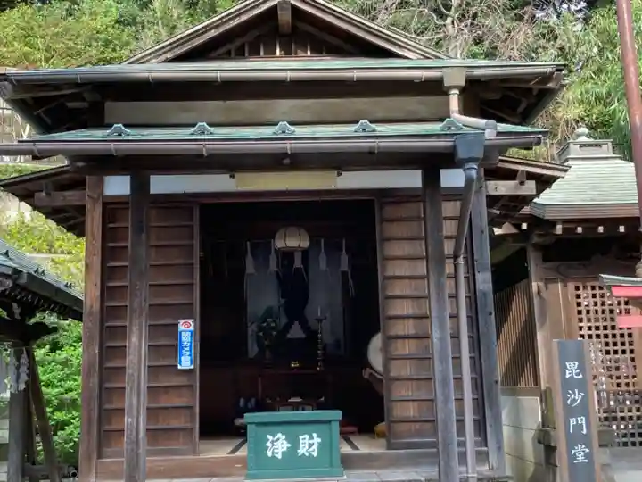 大坊本行寺の末社・摂社