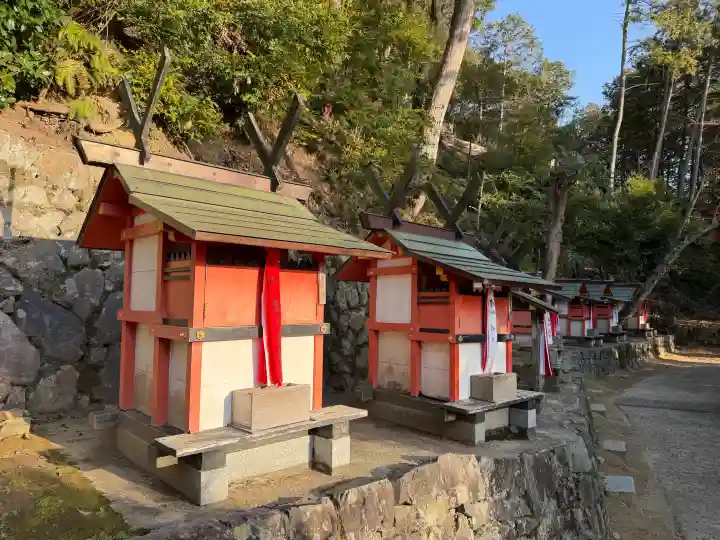 玉津岡神社の{uncategorized: "未分類", other: "その他", undefined: "問題あり", building: "その他建物", grave: "お墓", sacred_gate: "鳥居", guardian: "狛犬", statue: "像", buddha: "仏像", history: "歴史", nature: "自然", garden: "庭園", animal: "動物", pagoda: "塔", temizu: "手水舎", mountain_gate: "山門・神門", sanctuary: "本殿・本堂", subordinate: "末社・摂社", art: "芸術", scenery: "景色", jizo: "地蔵", ema: "絵馬", goshuin: "御朱印", omikuji: "おみくじ", items: "授与品その他", amulet: "お守り", goshuincho: "御朱印帳", eats: "食事", festival: "お祭り", votive_dance: "神楽", shichigosan: "七五三参", wedding: "結婚式", experience: "体験その他", initially: "初詣", around: "周辺", anti_infection: "感染症対策"}