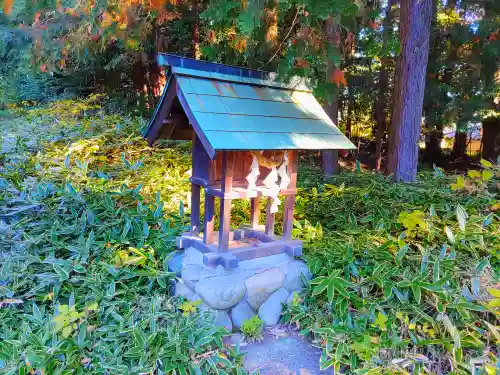 熊野社（塔野地東屋敷）の末社・摂社