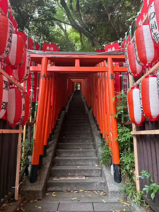 日枝神社の{uncategorized: "未分類", other: "その他", undefined: "問題あり", building: "その他建物", grave: "お墓", sacred_gate: "鳥居", guardian: "狛犬", statue: "像", buddha: "仏像", history: "歴史", nature: "自然", garden: "庭園", animal: "動物", pagoda: "塔", temizu: "手水舎", mountain_gate: "山門・神門", sanctuary: "本殿・本堂", subordinate: "末社・摂社", art: "芸術", scenery: "景色", jizo: "地蔵", ema: "絵馬", goshuin: "御朱印", omikuji: "おみくじ", items: "授与品その他", amulet: "お守り", goshuincho: "御朱印帳", eats: "食事", festival: "お祭り", votive_dance: "神楽", shichigosan: "七五三参", wedding: "結婚式", experience: "体験その他", initially: "初詣", around: "周辺", anti_infection: "感染症対策"}