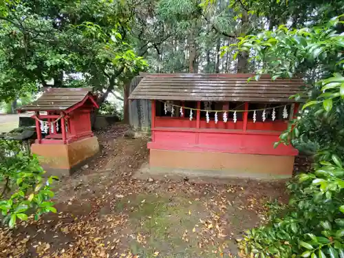 間中稲荷神社の末社