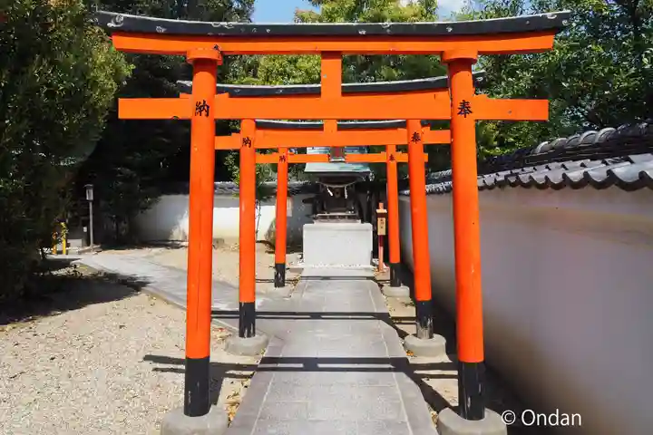 百済王神社の鳥居