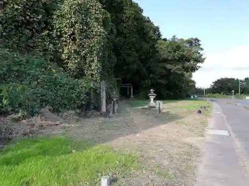 顕國魂神社の建物その他