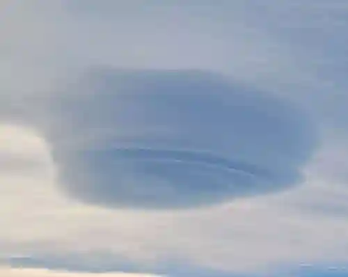 差出磯大嶽山神社 仕事と健康と厄よけの神さまの自然