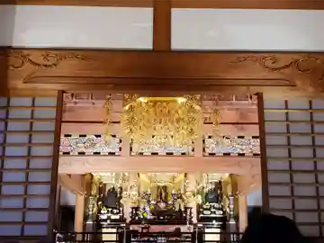 善導寺の本殿・本堂