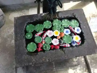 三光稲荷神社の手水舎