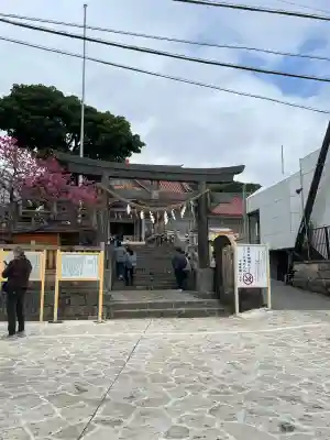 普天満宮の{uncategorized: "未分類", other: "その他", undefined: "問題あり", building: "その他建物", grave: "お墓", sacred_gate: "鳥居", guardian: "狛犬", statue: "像", buddha: "仏像", history: "歴史", nature: "自然", garden: "庭園", animal: "動物", pagoda: "塔", temizu: "手水舎", mountain_gate: "山門・神門", sanctuary: "本殿・本堂", subordinate: "末社・摂社", art: "芸術", scenery: "景色", jizo: "地蔵", ema: "絵馬", goshuin: "御朱印", omikuji: "おみくじ", items: "授与品その他", amulet: "お守り", goshuincho: "御朱印帳", eats: "食事", festival: "お祭り", votive_dance: "神楽", shichigosan: "七五三参", wedding: "結婚式", experience: "体験その他", initially: "初詣", around: "周辺", anti_infection: "感染症対策"}
