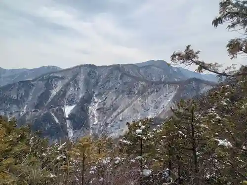 三峯神社奥宮の自然