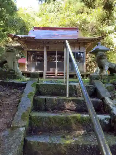 熊野神社の本殿・本堂