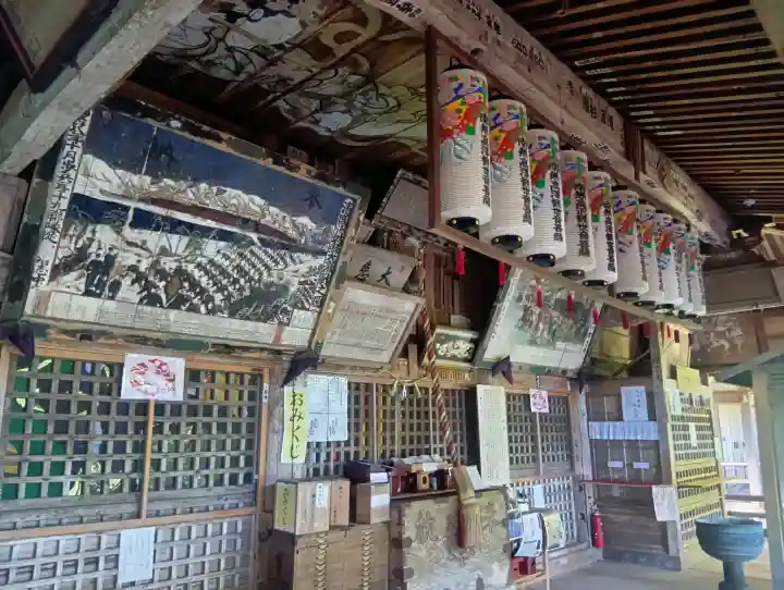 日龍峯寺(高澤観音)(美濃清水)の{uncategorized: "未分類", other: "その他", undefined: "問題あり", building: "その他建物", grave: "お墓", sacred_gate: "鳥居", guardian: "狛犬", statue: "像", buddha: "仏像", history: "歴史", nature: "自然", garden: "庭園", animal: "動物", pagoda: "塔", temizu: "手水舎", mountain_gate: "山門・神門", sanctuary: "本殿・本堂", subordinate: "末社・摂社", art: "芸術", scenery: "景色", jizo: "地蔵", ema: "絵馬", goshuin: "御朱印", omikuji: "おみくじ", items: "授与品その他", amulet: "お守り", goshuincho: "御朱印帳", eats: "食事", festival: "お祭り", votive_dance: "神楽", shichigosan: "七五三参", wedding: "結婚式", experience: "体験その他", initially: "初詣", around: "周辺", anti_infection: "感染症対策"}