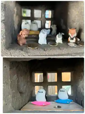 札幌諏訪神社の像