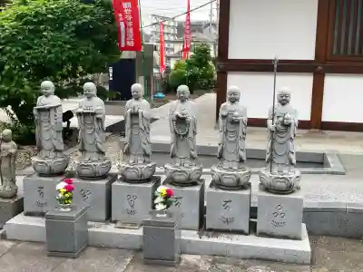 浄流寺の{uncategorized: "未分類", other: "その他", undefined: "問題あり", building: "その他建物", grave: "お墓", sacred_gate: "鳥居", guardian: "狛犬", statue: "像", buddha: "仏像", history: "歴史", nature: "自然", garden: "庭園", animal: "動物", pagoda: "塔", temizu: "手水舎", mountain_gate: "山門・神門", sanctuary: "本殿・本堂", subordinate: "末社・摂社", art: "芸術", scenery: "景色", jizo: "地蔵", ema: "絵馬", goshuin: "御朱印", omikuji: "おみくじ", items: "授与品その他", amulet: "お守り", goshuincho: "御朱印帳", eats: "食事", festival: "お祭り", votive_dance: "神楽", shichigosan: "七五三参", wedding: "結婚式", experience: "体験その他", initially: "初詣", around: "周辺", anti_infection: "感染症対策"}