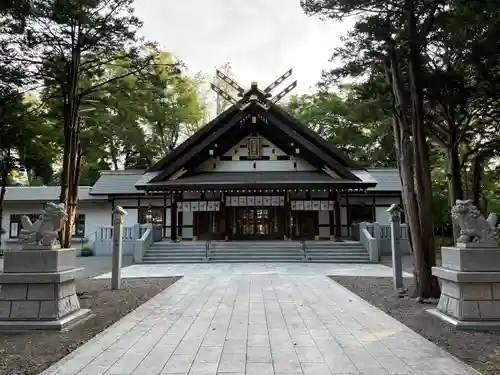 新琴似神社の本殿・本堂