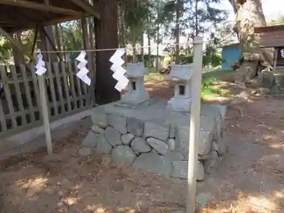 両之木八幡宮の末社・摂社