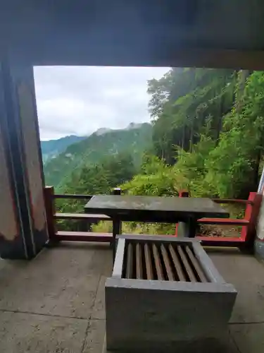 三峯神社の末社