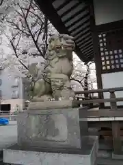 諏訪神社の狛犬