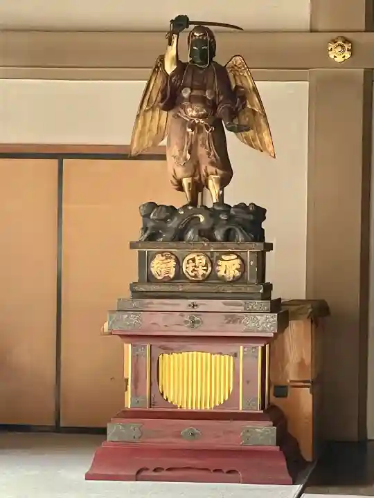 大雄山最乗寺東京別院の{uncategorized: "未分類", other: "その他", undefined: "問題あり", building: "その他建物", grave: "お墓", sacred_gate: "鳥居", guardian: "狛犬", statue: "像", buddha: "仏像", history: "歴史", nature: "自然", garden: "庭園", animal: "動物", pagoda: "塔", temizu: "手水舎", mountain_gate: "山門・神門", sanctuary: "本殿・本堂", subordinate: "末社・摂社", art: "芸術", scenery: "景色", jizo: "地蔵", ema: "絵馬", goshuin: "御朱印", omikuji: "おみくじ", items: "授与品その他", amulet: "お守り", goshuincho: "御朱印帳", eats: "食事", festival: "お祭り", votive_dance: "神楽", shichigosan: "七五三参", wedding: "結婚式", experience: "体験その他", initially: "初詣", around: "周辺", anti_infection: "感染症対策"}