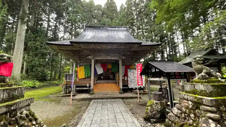 月蔵院(山形県)