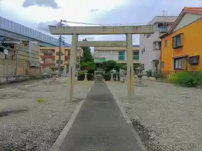 富田忠魂社の鳥居