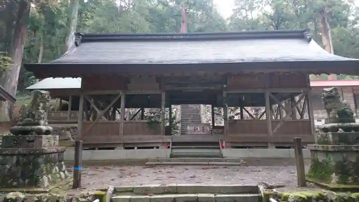 神渕神社の本殿・本堂